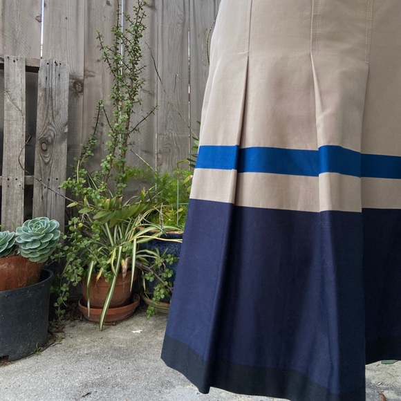 Ann Taylor Color Blocked Pleated Skirt Size 8 - Picture 4 of 5